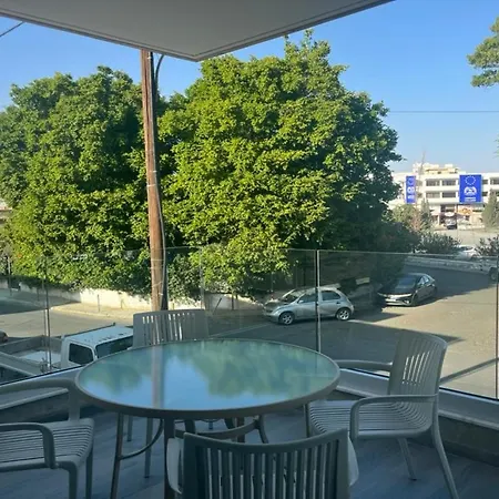 Phaedrus Living Coral Allure Ларнака