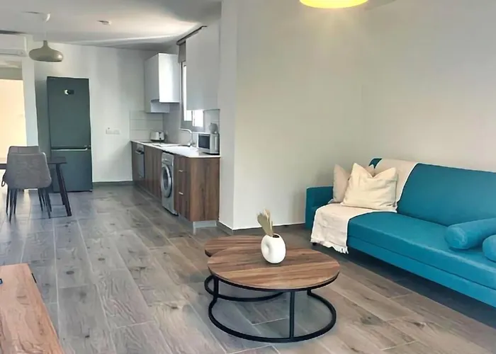 Phaedrus Living Coral Allure Larnaca