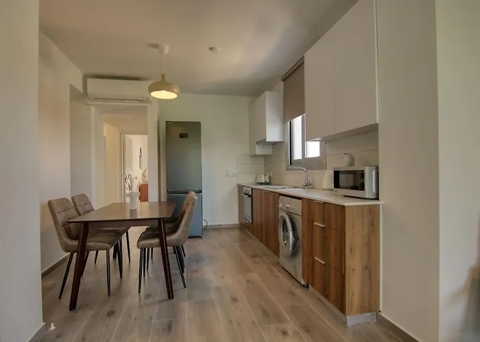 Phaedrus Living Coral Allure Appartamento